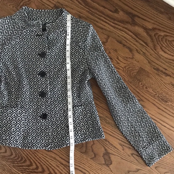 Nicole By NM | Crop Blazer - Picture 5 of 8